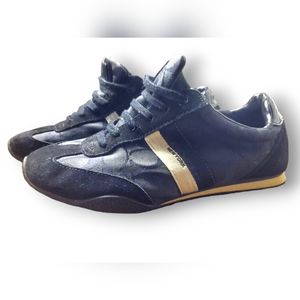 Women's Coach size 8 shoe sneaker sport